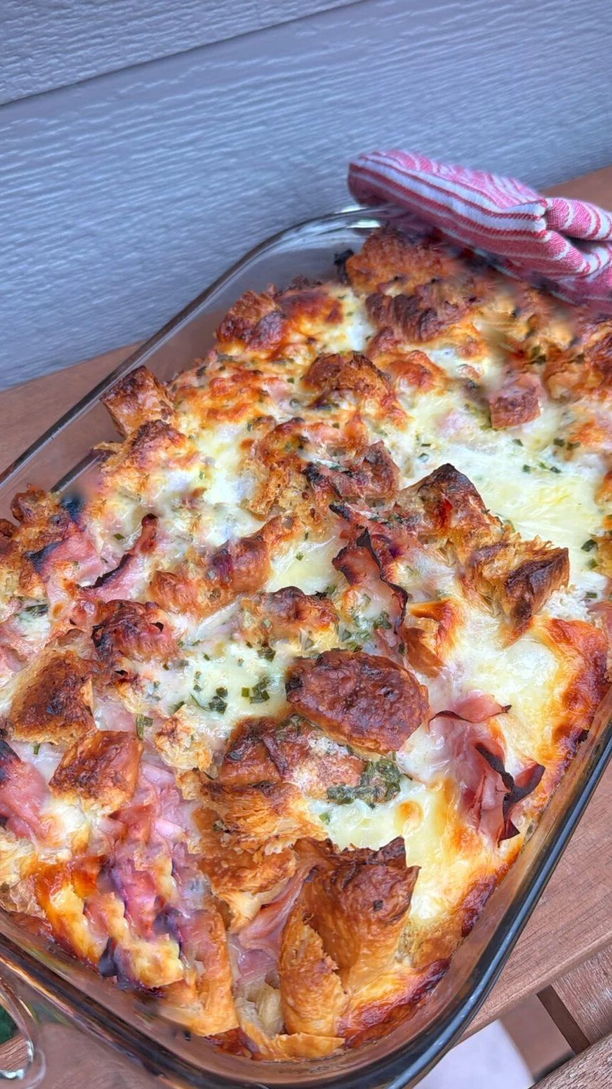 Croissant Ham & Cheese Brunch Bake