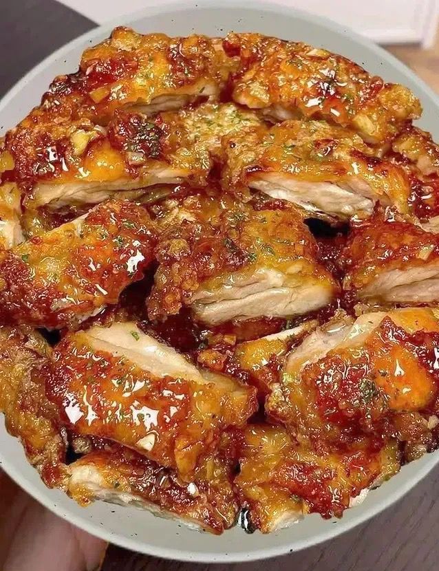 Sticky Garlic Chili Chicken Bites