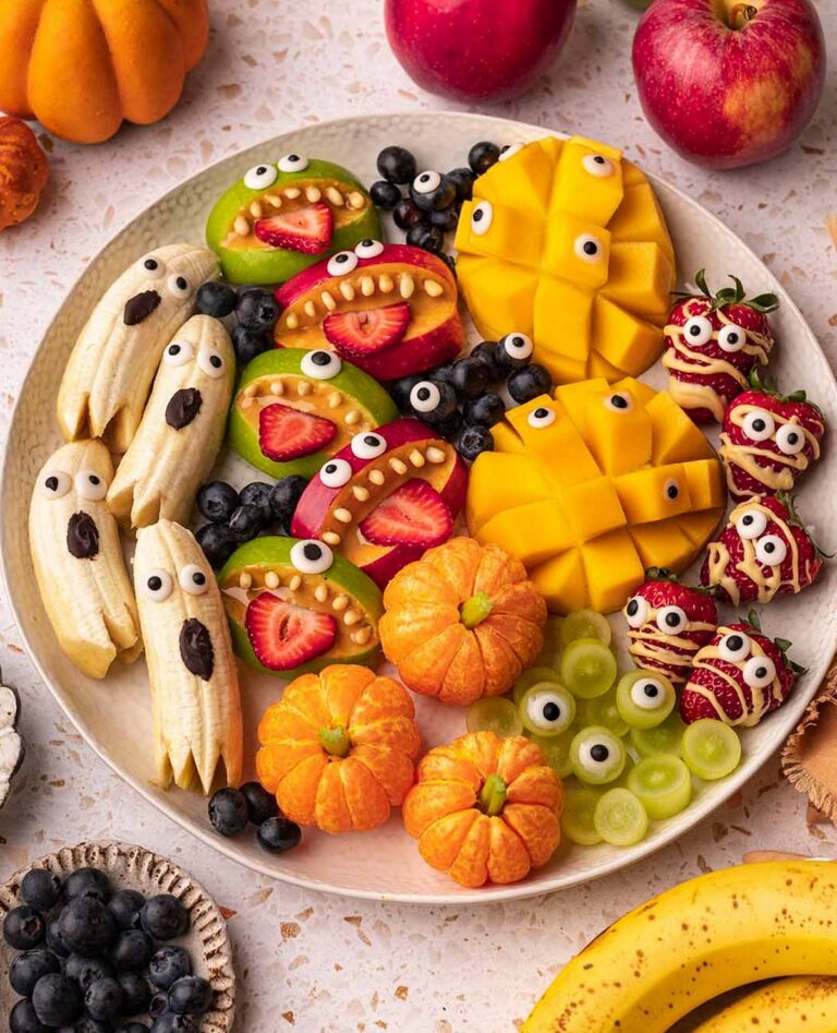 Halloween Fruit Platter: Easy, Spooky & Healthy Ideas